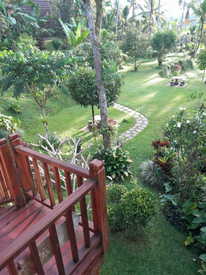 Sugita Wooden House Hotel Payangan Exterior photo